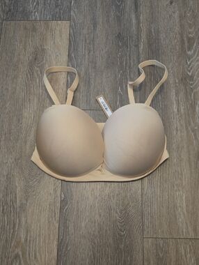 SKIMS Kim Kardashian Women's 32DDD Ultimate Push Up Strapless Bra New w/ Tags!